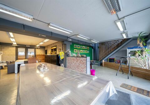 Commercieel te koop in Heist-Op-Den-Berg