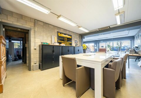 Commercieel te koop in Heist-Op-Den-Berg