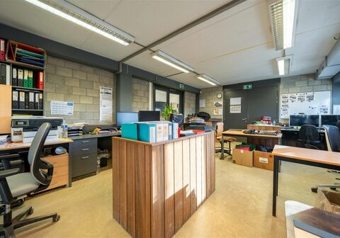 Commercieel te koop in Heist-Op-Den-Berg