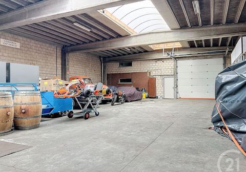 Huis - Vrij beroep te koop in HEIST-OP-DEN-BERG