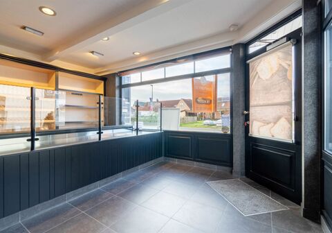 Opbrengsteigendom - Gemengd gebruik residentieel te koop in Heist-op-den-Berg Schriek