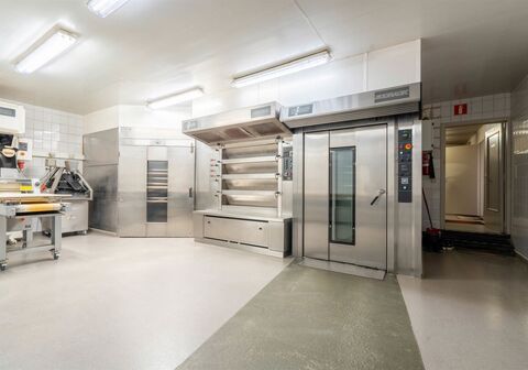 Opbrengsteigendom - Gemengd gebruik residentieel te koop in Heist-op-den-Berg Schriek