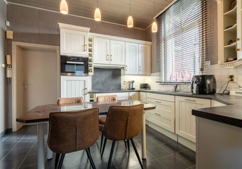 Opbrengsteigendom - Gemengd gebruik residentieel te koop in Heist-op-den-Berg Schriek