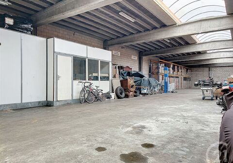 Opbrengsteigendom - Gemengd gebruik residentieel te koop in HEIST-OP-DEN-BERG