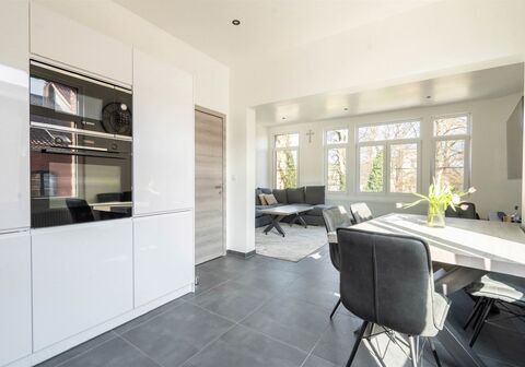 Opbrengsteigendom - Gemengd gebruik residentieel te koop in Mechelen