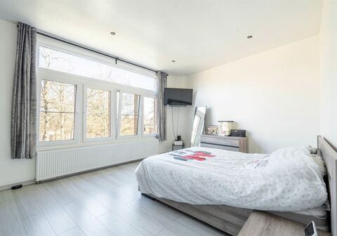 Opbrengsteigendom - Gemengd gebruik residentieel te koop in Mechelen