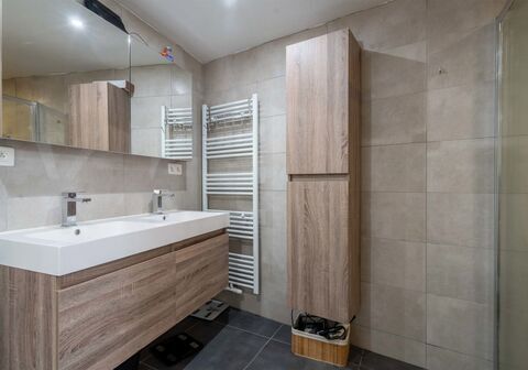 Opbrengsteigendom - Gemengd gebruik residentieel te koop in Mechelen