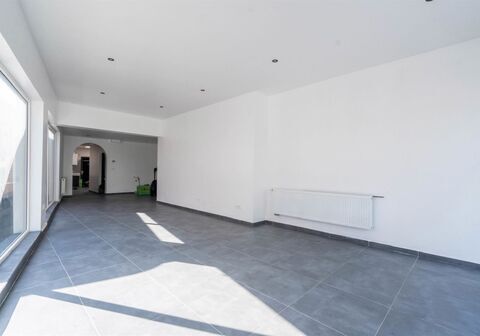 Opbrengsteigendom - Gemengd gebruik residentieel te koop in Mechelen