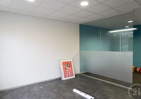 Opbrengsteigendom te koop in Mortsel