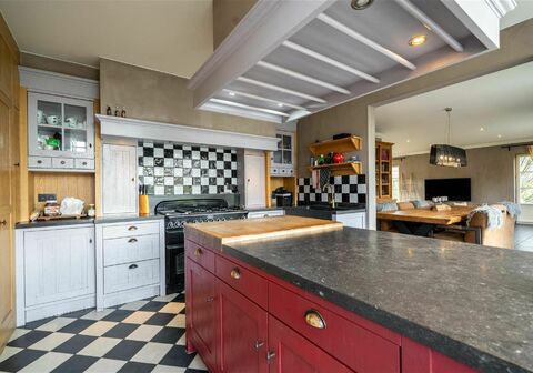 Villa te koop in BEGIJNENDIJK